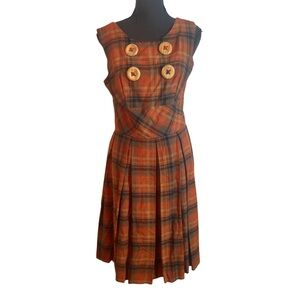Vintage Plaid Sleeveless Dress with Button Accents